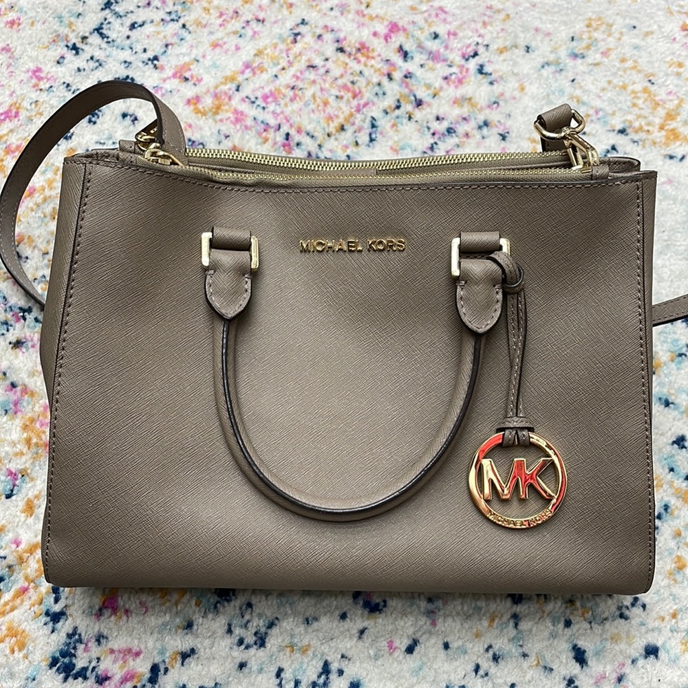 Authentic Michael Kors Large Satchel Purse